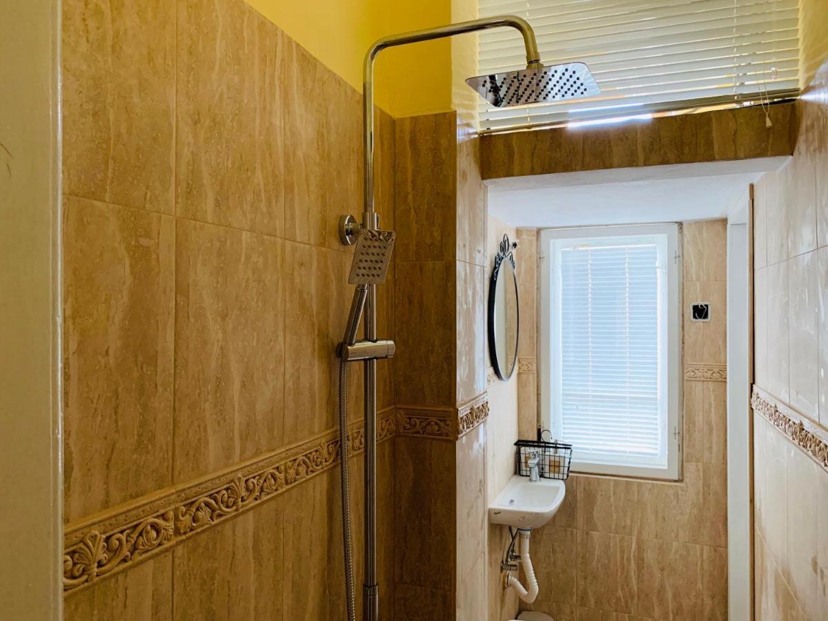 TÁNIN HOUSE - Three-bedroom apartment, sauna&gym 10' away from Borovets Samokov Exterior foto
